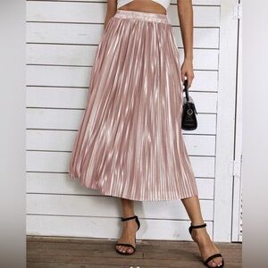 Jon & Anna Soft pink pleated shimmer midi skirt size M